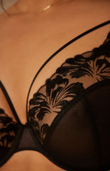 SCULPTRESSE - FREE EXPRESS SHIPPING - Jaida Plunge Sculptresse Bra