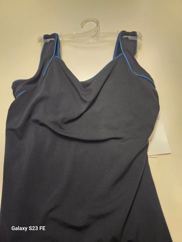 TYR - FREE SHIPPING - Square Neck Tankini TYR Swimwear FINAL SALE
