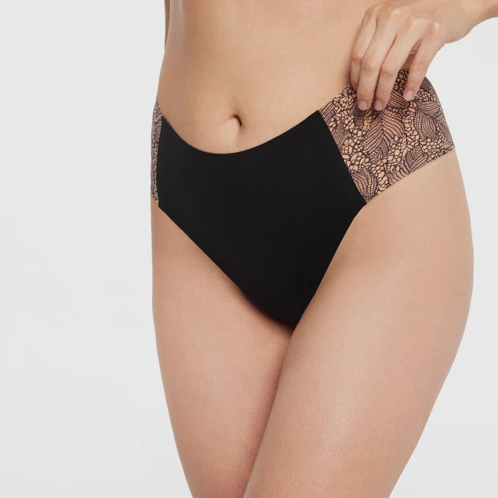 EVELYN & BOBBIE - FREE SHIPPING - High-Waisted Thong