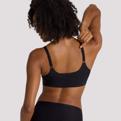 EVELYN & BOBBIE - FREE EXPRESS SHIPPING - Structured Scoop Bra
