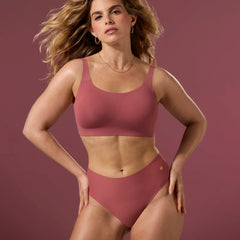 EVELYN & BOBBIE - FREE SHIPPING - High-Waisted Thong