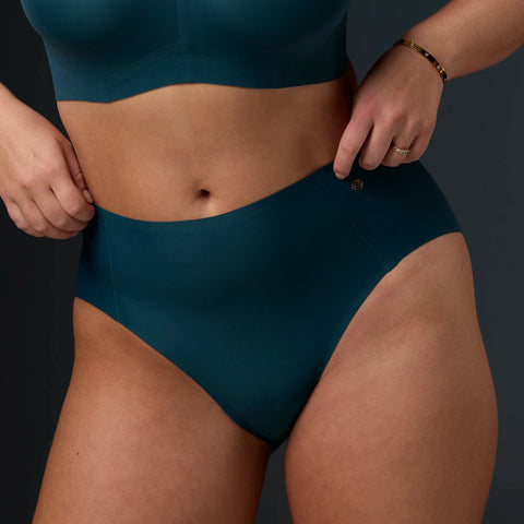 EVELYN & BOBBIE - FREE SHIPPING - High-Waisted Retro Bikini
