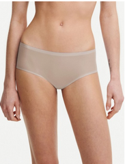 CHANTELLE - FREE EXPRESS SHIPPING - C Magnifique Minimizer Chantelle Bra