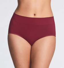 WACOAL - FREE SHIPPING - Feeling Flexible Briefs