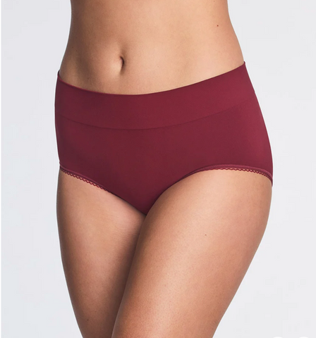 WACOAL - FREE SHIPPING - Feeling Flexible Briefs