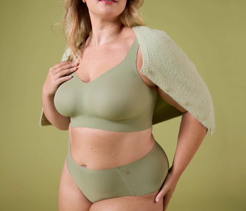 EVELYN & BOBBIE - FREE EXPRESS SHIPPING - Beyond Bra