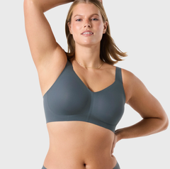 EVELYN & BOBBIE - FREE SHIPPING - High-Waisted Thong