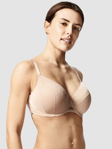 CHANTELLE - FREE EXPRESS SHIPPING - Allure Plunge Chantelle Bra
