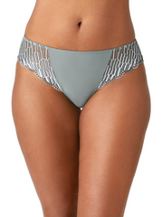 WACOAL - FREE EXPRESS SHIPPING - La Femme Wacoal Bra
