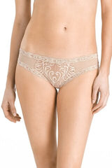 NATORI - FREE EXPRESS SHIPPING - Feathers Plunge Natori Bra
